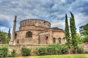 Hiking - Zennova 9 City Center Pearl (Thessaloniki)