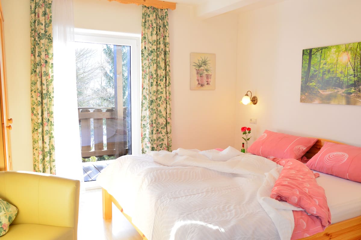 Apartamento Confort, 2 habitaciones (Bellevue - Single Bed: 0,90x 1,80m) | Cortinas opacas, tabla de planchar con plancha, wifi gratis