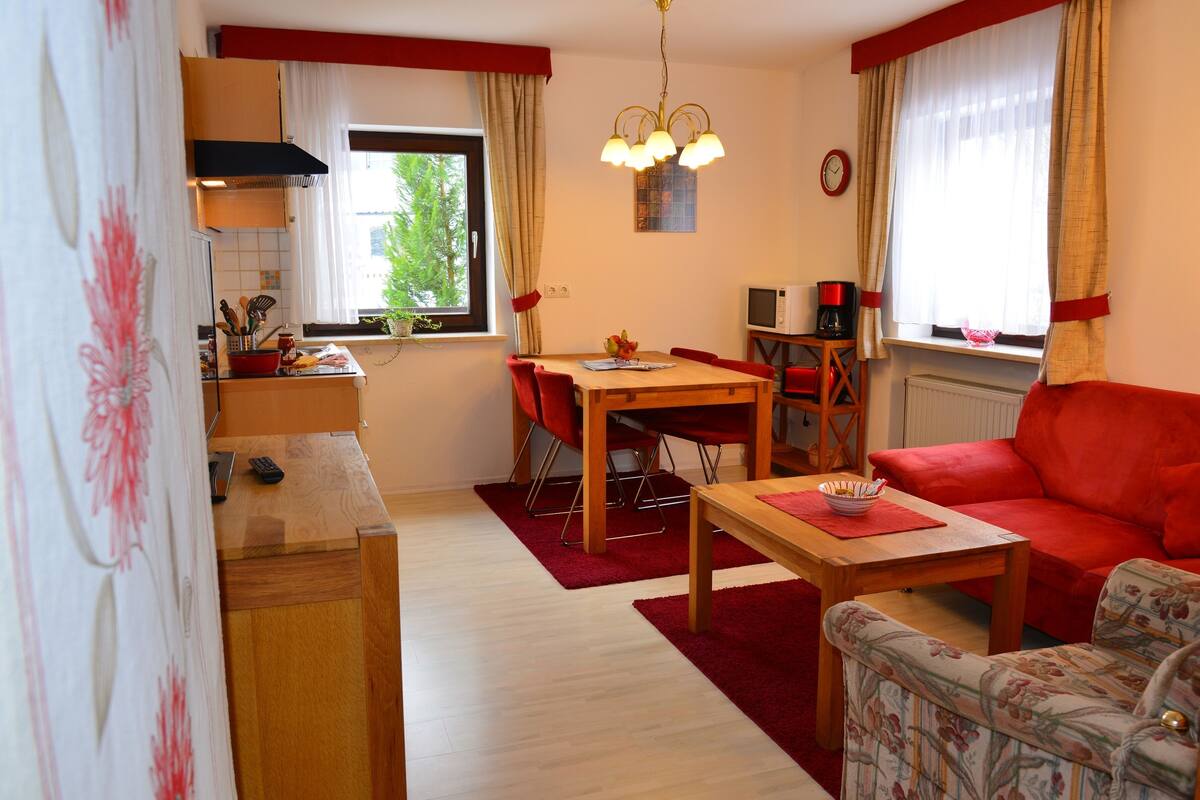Apartamento, 2 habitaciones (Bienchen - Bunk Bed: 0,90m x 1,80m) | Sala de estar | Una televisión de pantalla plana