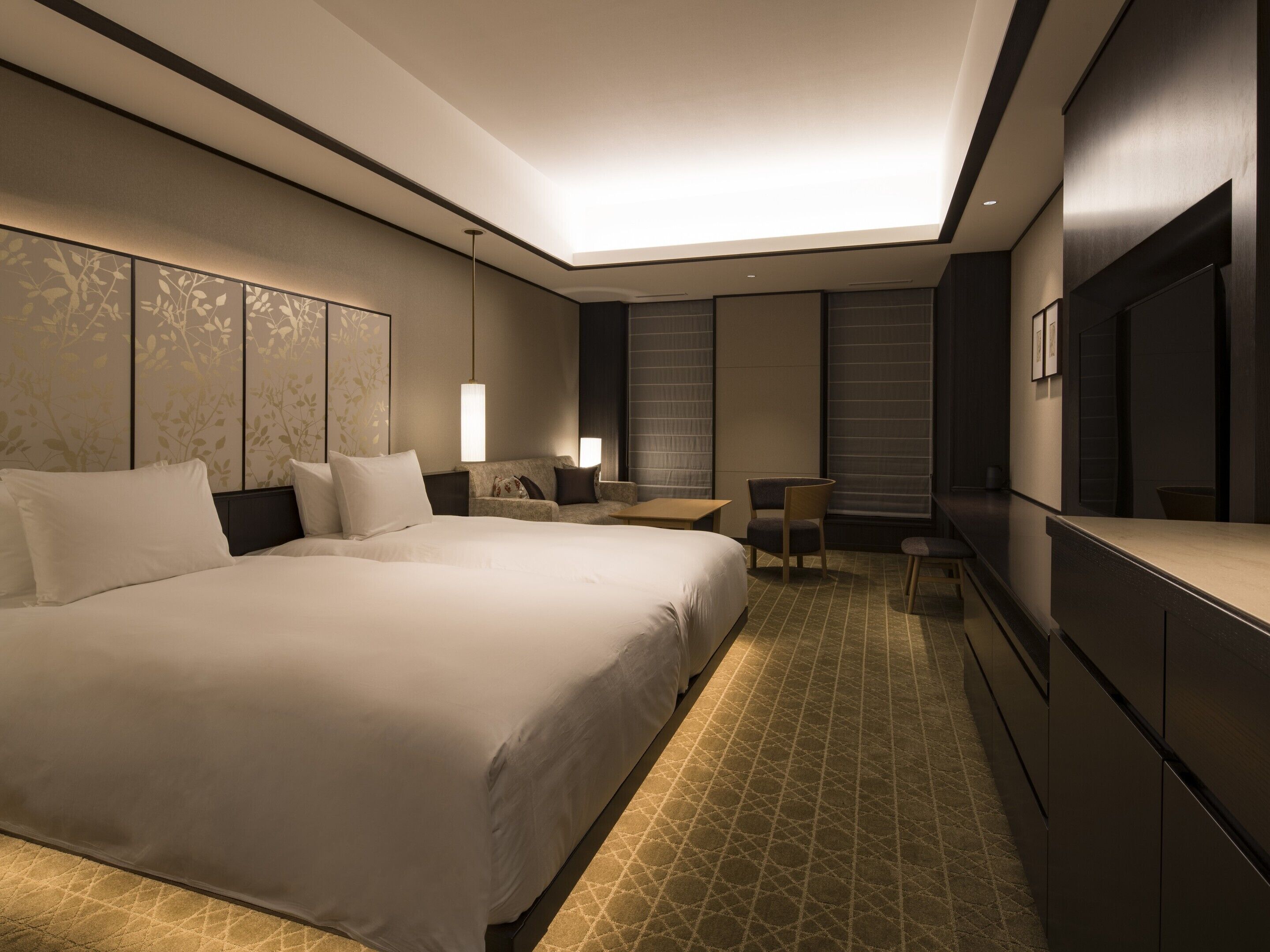 superior twin room, non smoking | premium bedding, pillow-top beds, minibar, in-room safe