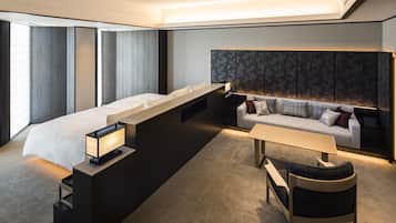 1 bedroom, premium bedding, pillowtop beds, minibar