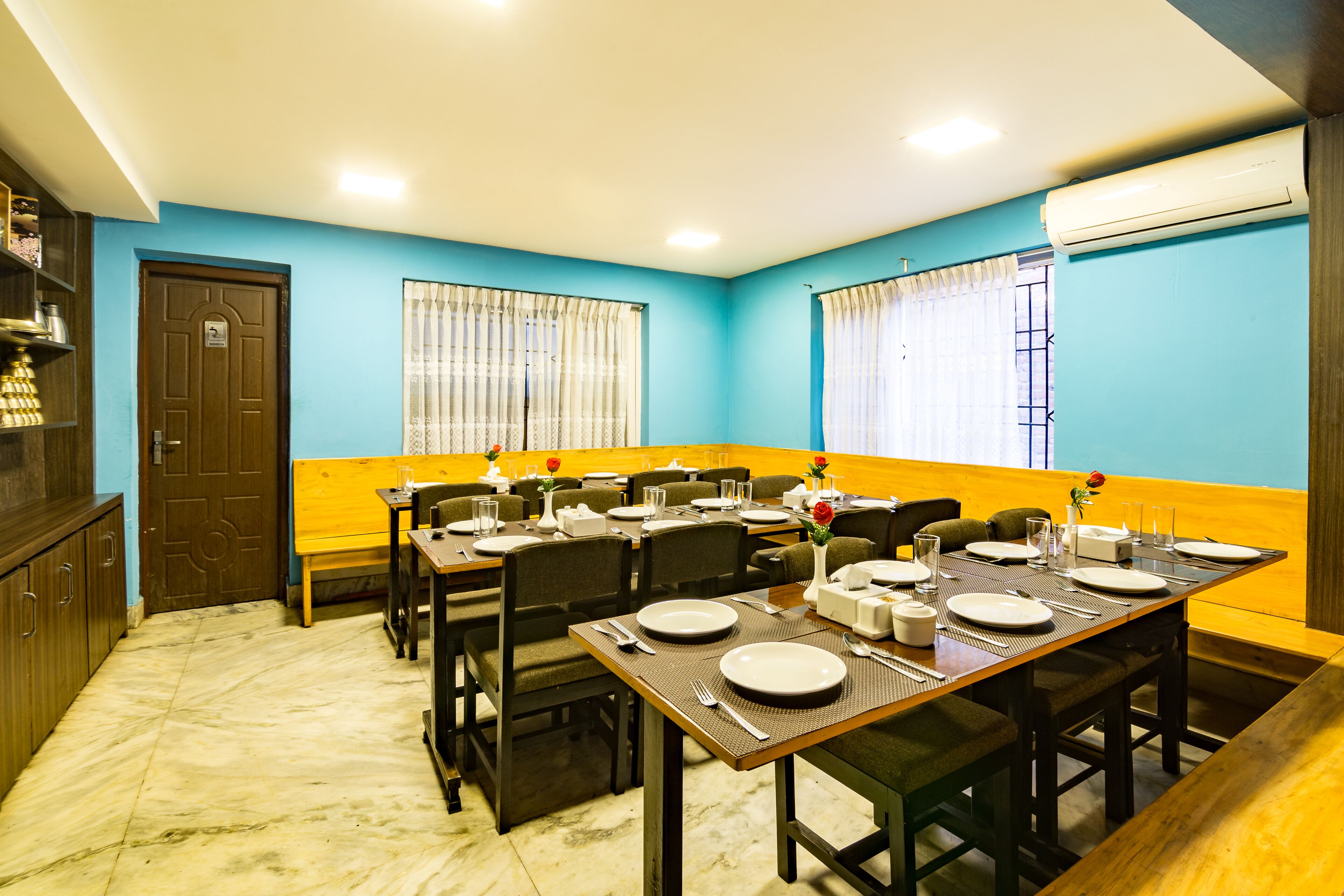 Bao gồm bữa sáng kiểu Anh hàng ngày 