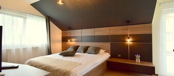 Green Wood Residence