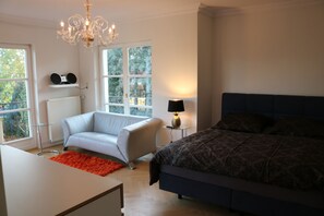 1 Schlafzimmer, Zimmersafe, Bügeleisen/Bügelbrett, kostenloses WLAN