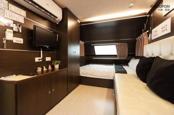 Standard Double Room | Blackout drapes, free WiFi, bed sheets