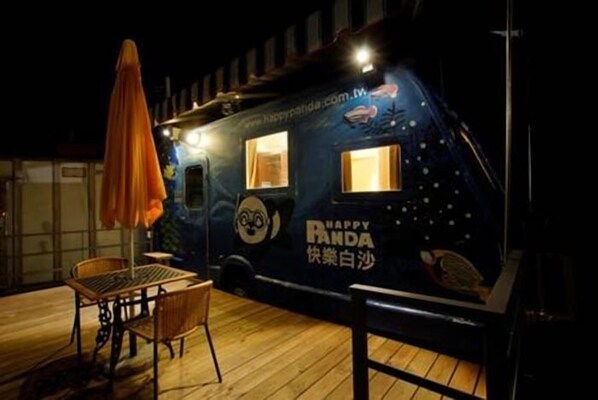 Comfort Double Room | Blackout drapes, free WiFi, bed sheets - Xiao Xingxing Homestay (Beinan)