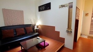 Unclassified image, 3 of 19, button - Xiao Xingxing Homestay (Beinan)