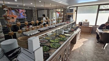 Daily buffet breakfast for a fee