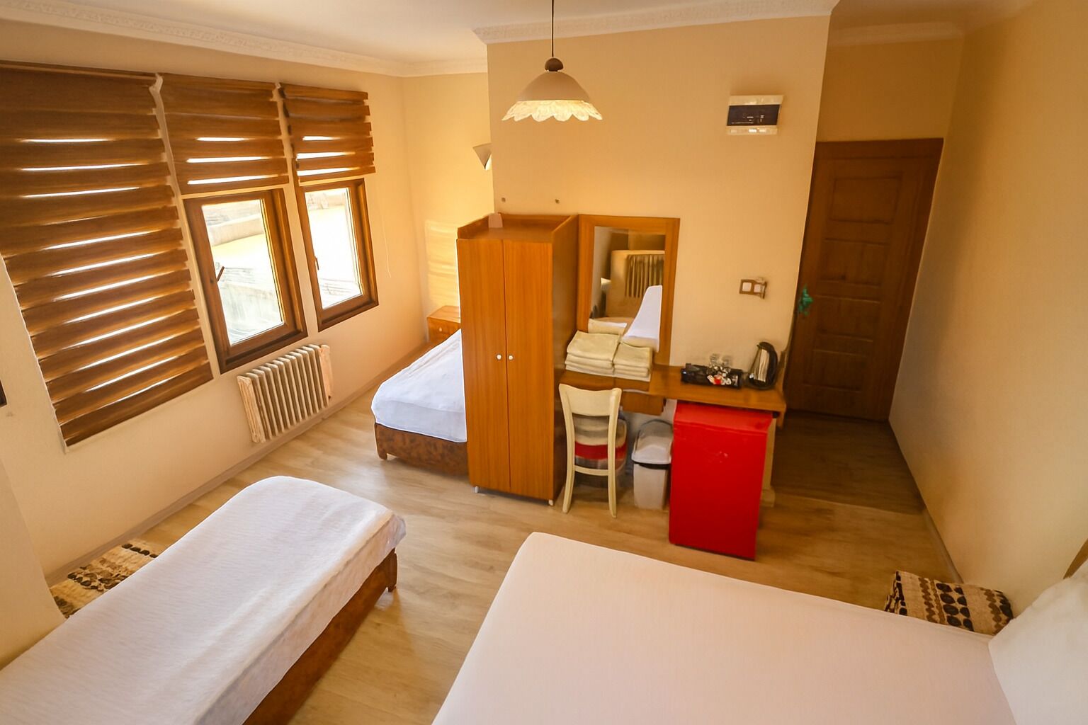 標準四人房, 海景 | 迷你吧、遮光布/窗簾、隔音、熨斗/熨衣板