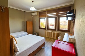 Standard Triple Room, Sea View | Minibar, blackout drapes, soundproofing, iron/ironing board - Biter Hotel (Istanbul)