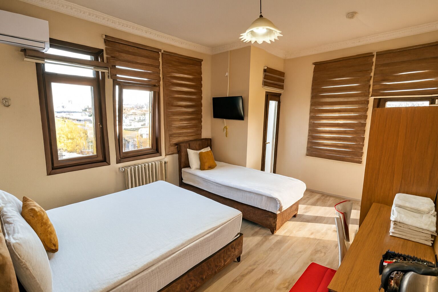 Habitació quàdruple estàndard, vistes al mar | Minibar, cortines opaques i habitacions insonoritzades 