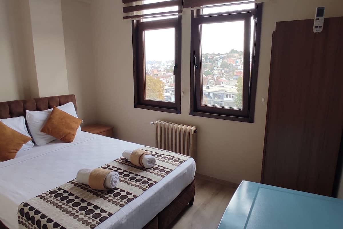 Standard Double Room, Sea View | Minibar, blackout drapes, soundproofing, iron/ironing board