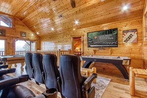 Spielezimmer