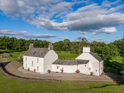 Airds of Kells House -  a house that sleeps 8 guests  in 4 bedrooms