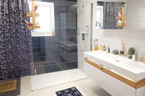 Ducha, secador de pelo
