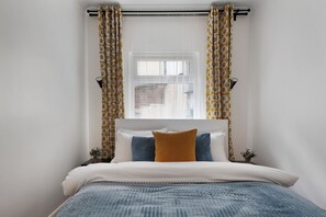 1 室のベッドルーム、アイロン / アイロン台、WiFi、ベッドシーツ