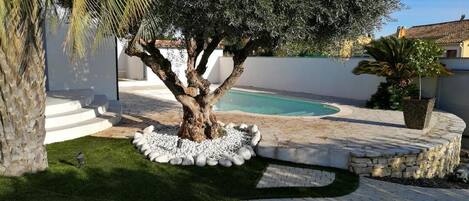 Piscine extérieure, piscine chauffée