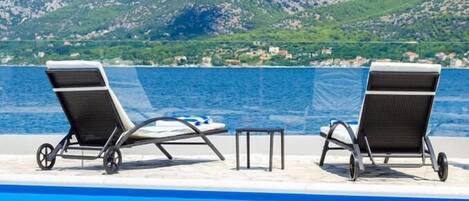 Piscina stagionale all'aperto