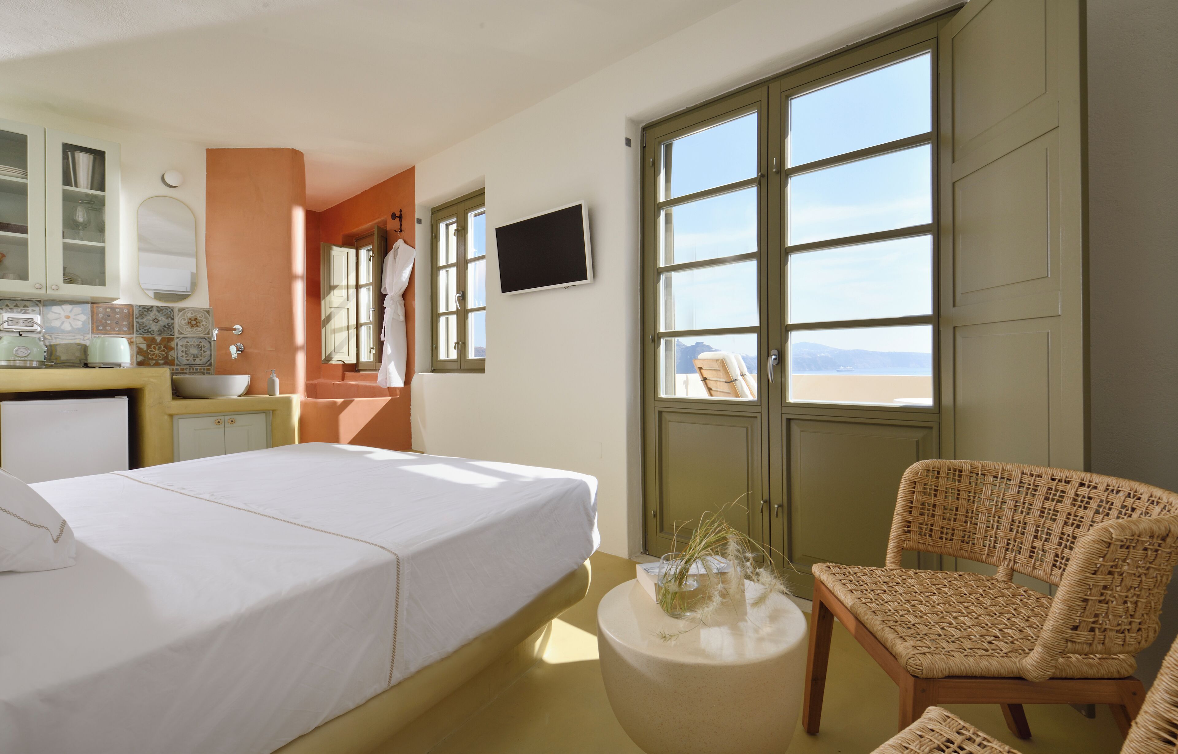 Antinoe Luxury Suite by K&K | Premium bedding, individually decorated, iron/ironing board, free WiFi