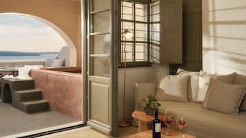 Amalthea Villa by K&K | Area soggiorno | Smart TV
