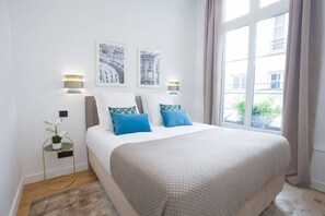 4 chambres, fer et planche à repasser, Wi-Fi, literie fournie