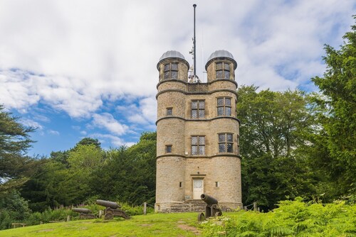 Metsästystorni | Ainutlaatuinen kiinteistö näkymä Chatsworth House 