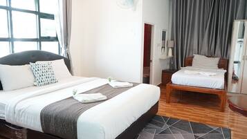 Deluxe Triple Room | View from room