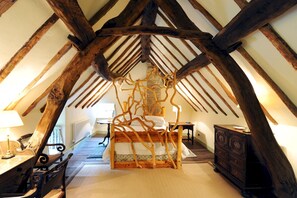 2 soverom, internettilgang og sengetøy