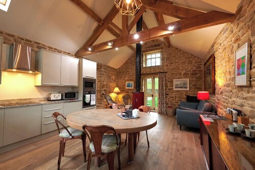 Pingle-mökki Chatsworth Estate -alueella Peak District -alueella