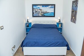 2 dormitorios, escritorio, tabla de planchar con plancha y wifi gratis