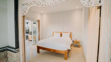 Quarto casal superior | Escrivaninha, Wi-Fi de cortesia, roupa de cama