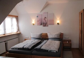 Decoración personalizada, muebles diferentes y escritorio