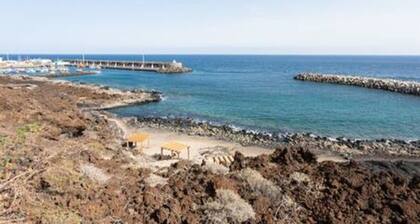 Kaunis maalaistalo grilli El Pinarissa, El Hierrossa