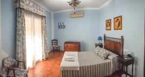 3 soverom, strykejern/-brett, wi-fi og sengetøy