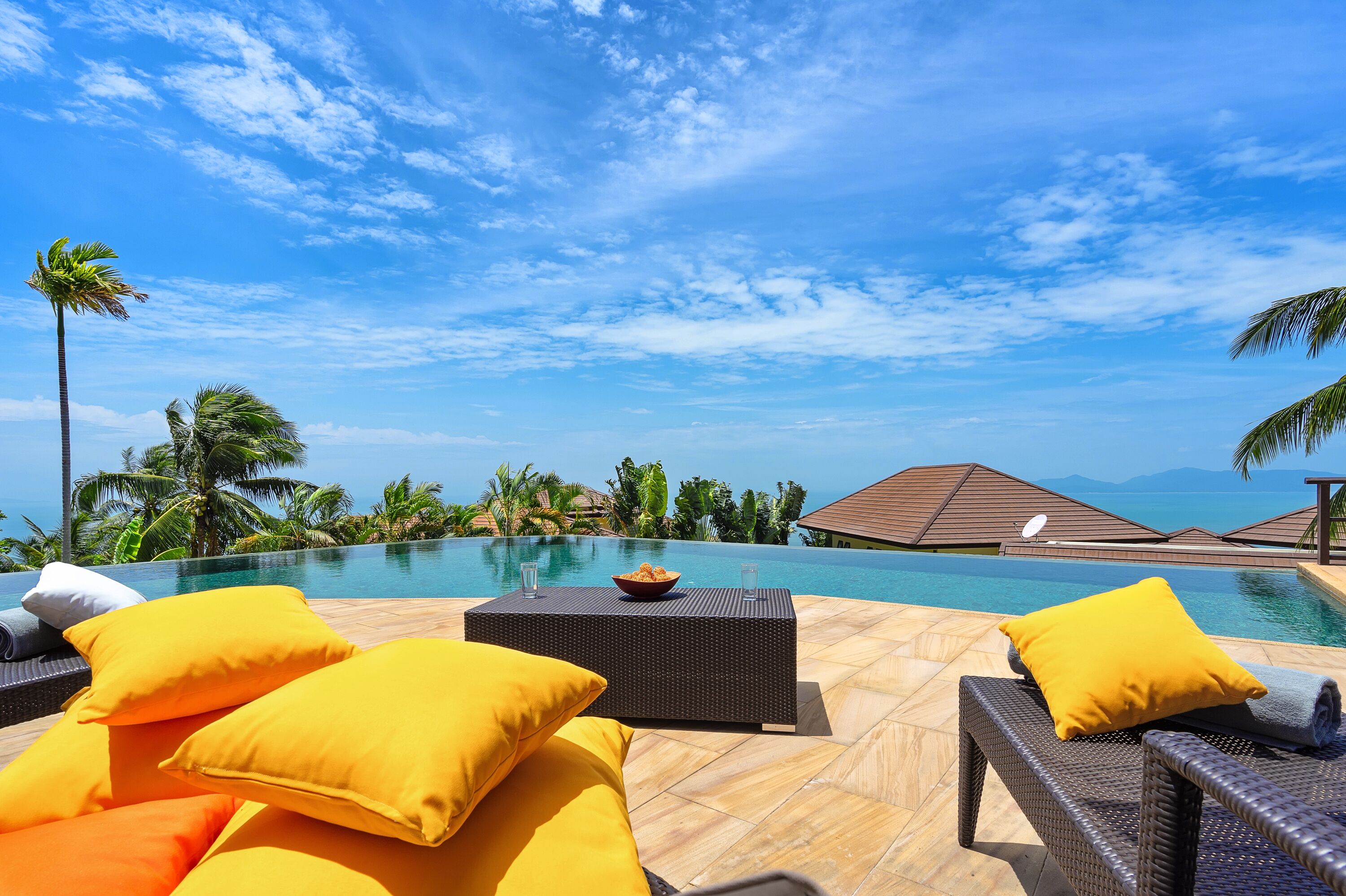 Outdoor pool, sun loungers