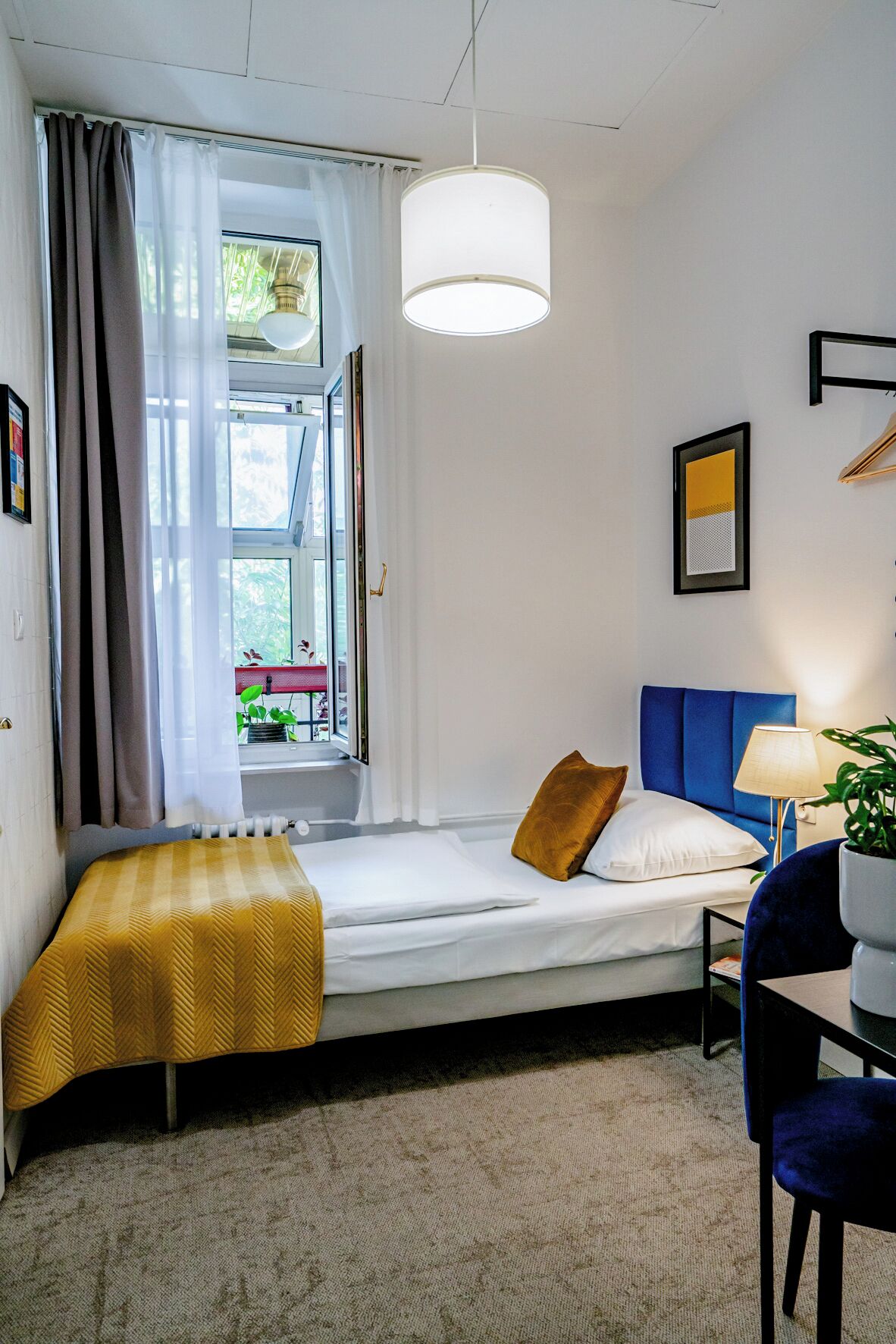 Economy-Einzelzimmer | Verdunkelungsvorhänge, kostenloses WLAN, Bettwäsche