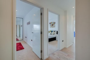 Interior - Malthouse Apartments Kew (Brentford)