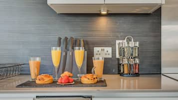 Two-Bedroom Apartment | Private kitchen
