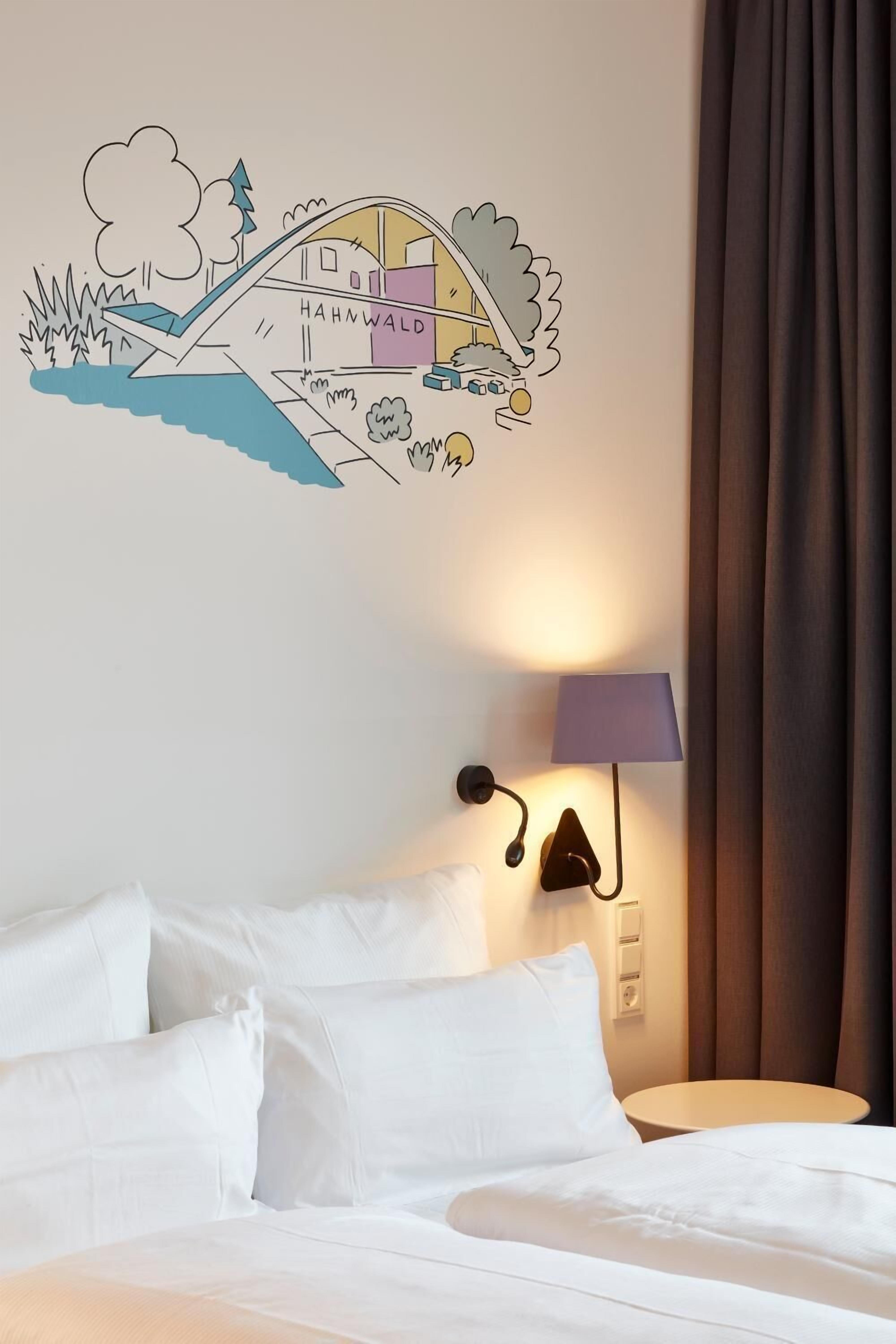 hypo-allergenic bedding, in-room safe, desk, laptop workspace