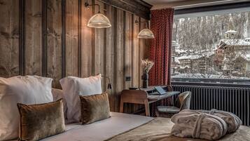 Chambre Confort Double ou avec lits jumeaux | Minibar, coffres-forts dans les chambres, décoration personnalisée