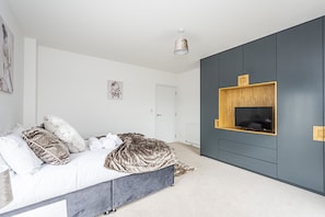 Superior appartement | 3 slaapkamers, individueel gedecoreerd, individueel gemeubileerd