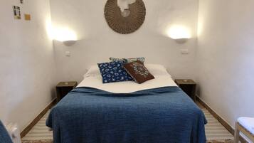 2 chambres, fer et planche Ă repasser, Wi-Fi gratuit, draps fournis