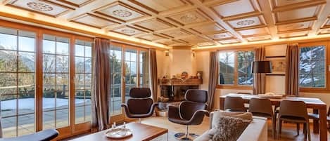 TV, fireplace, offices