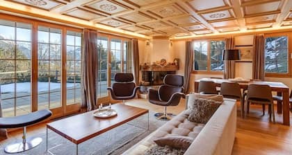 Luxurious Flat with Jacuzzi & Sauna