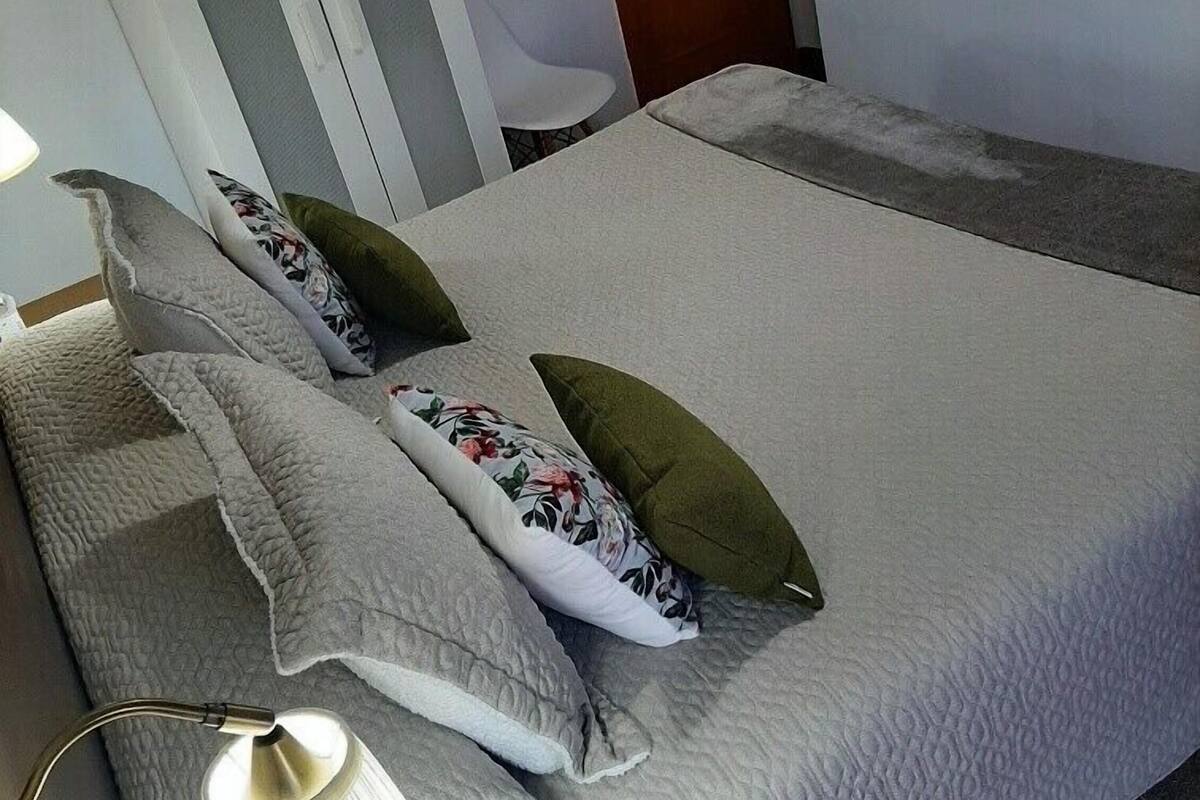 Doppelzimmer, 1 King-Bett, Bergblick (III)