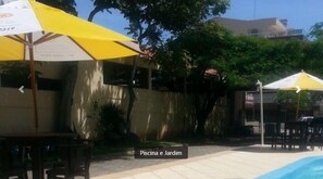 Outdoor pool - Pousada Rota do Sol (Bombinhas)