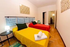 3 chambres, fer et planche à repasser, Wi-Fi gratuit