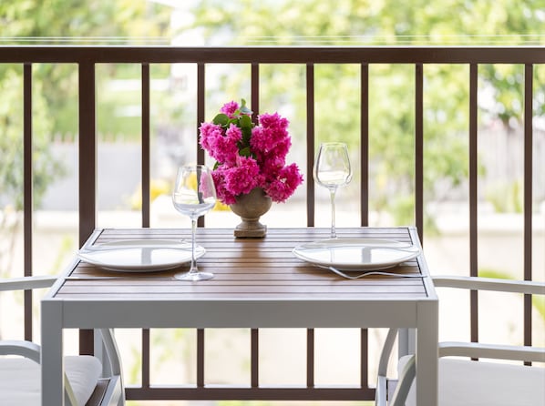 Apartment, 1 Bedroom, Mountain View | Terrace/patio