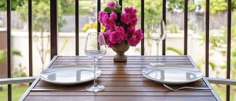 Apartment, 1 Bedroom, Mountain View | Terrace/patio
