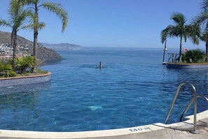 Udendørs pool